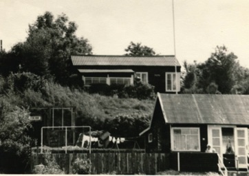 VED STRANDEN 4 - LYSTRUP STRAND, bagved Pama.jpg